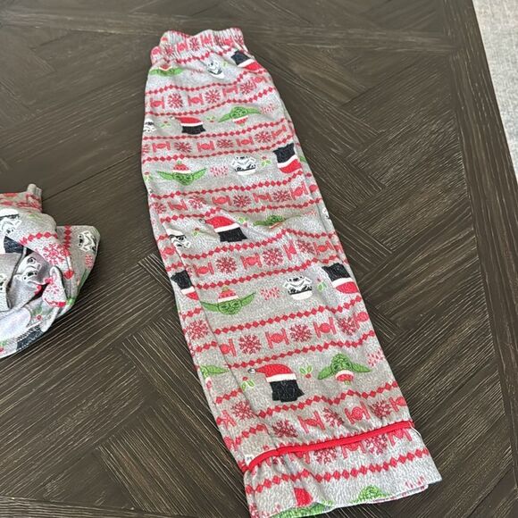 Star Wars Pajama set, toddler, holiday, Disney, matching set, flannel, cozy - Picture 5 of 5